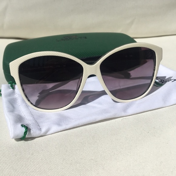 Lacoste Accessories - BNWOT Lacoste sunglasses